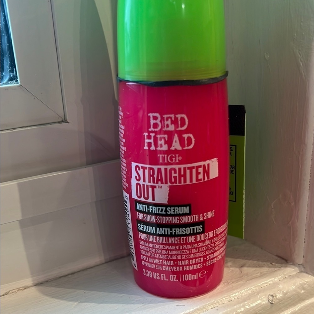 TIGI Bed Head Anti-Frizz Serum - Vibrant Red and Green